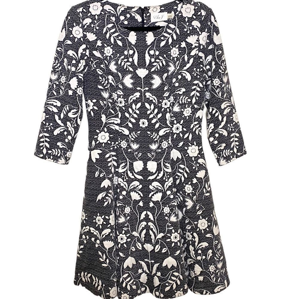 EILZA J Fit and Flare Floral Long Sleeve Dress